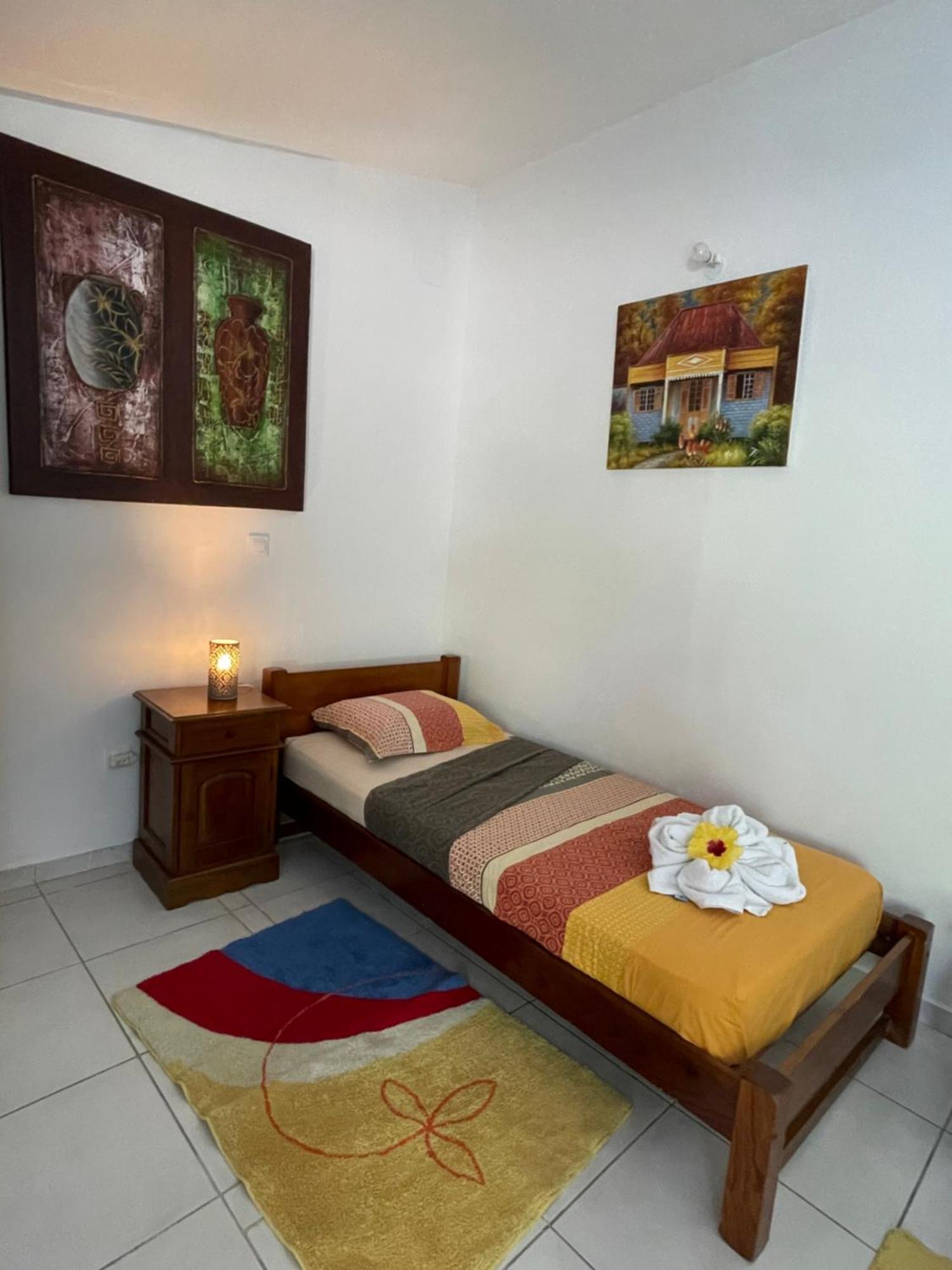 Adenora Bed and Breakfast Saint-Joseph Buitenkant foto