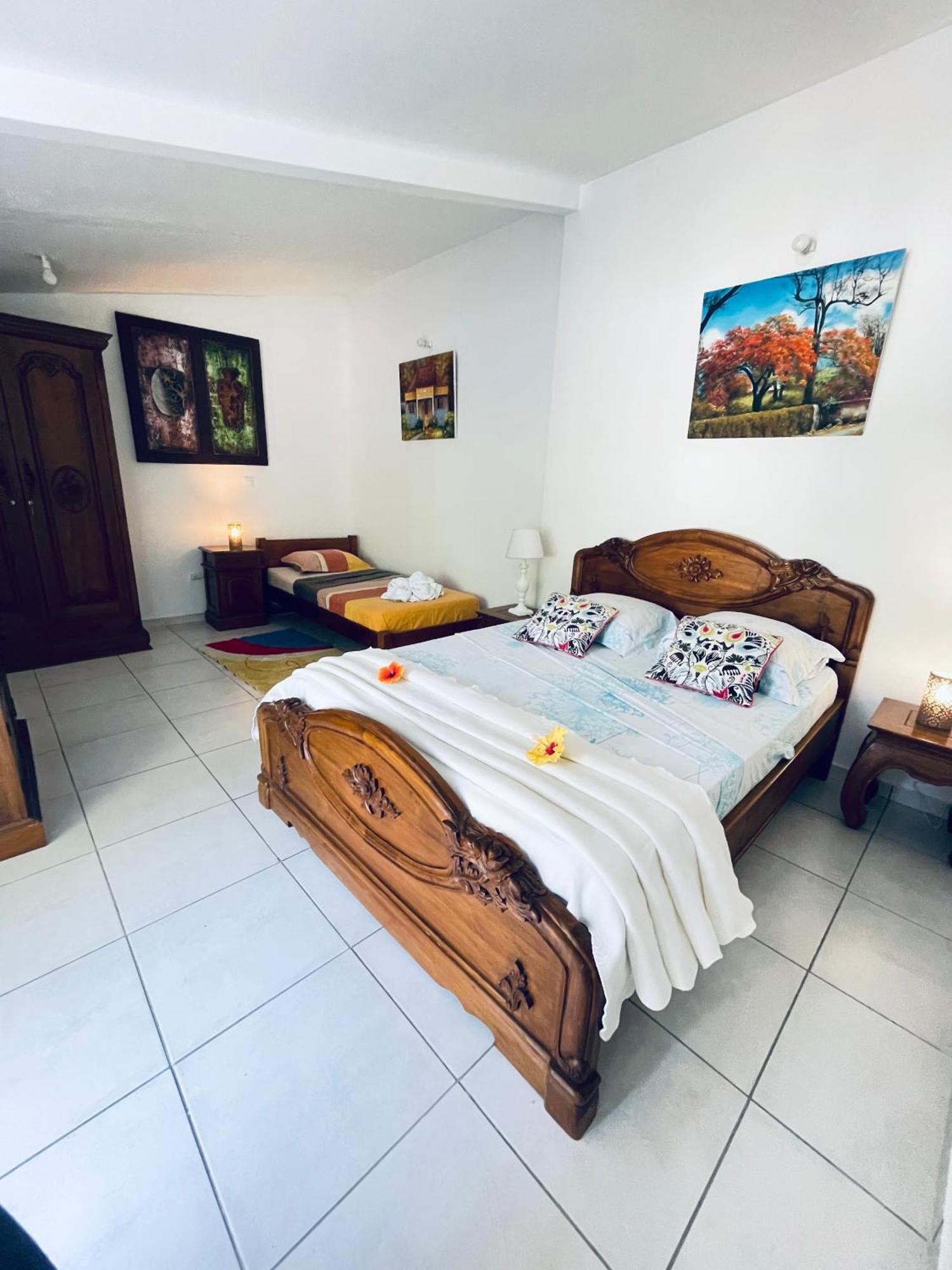 Adenora Bed and Breakfast Saint-Joseph Buitenkant foto